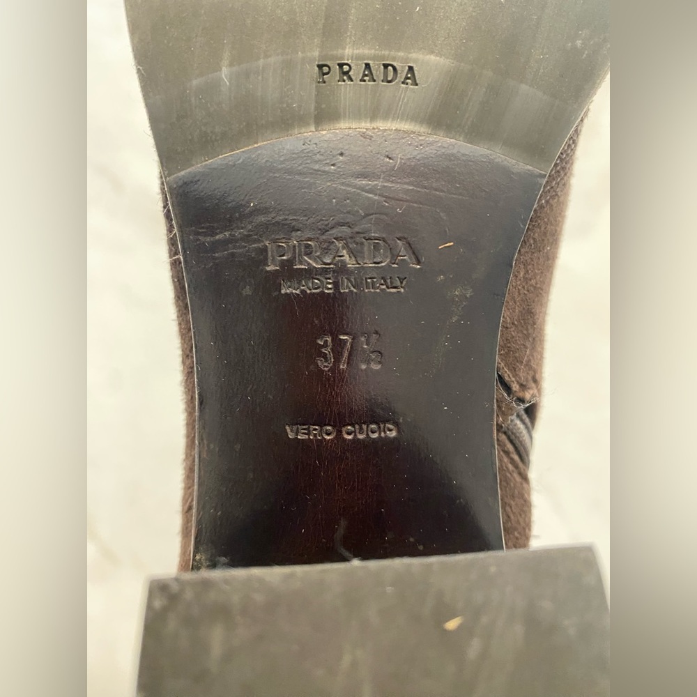 Authentic Prada suede boots - Picture 6 of 10